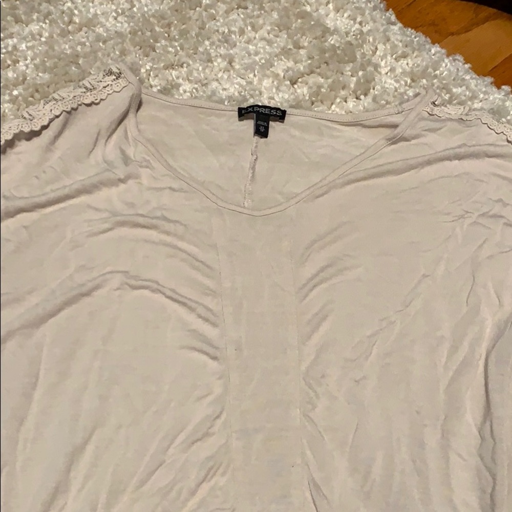 Express Top - Picture 2 of 3
